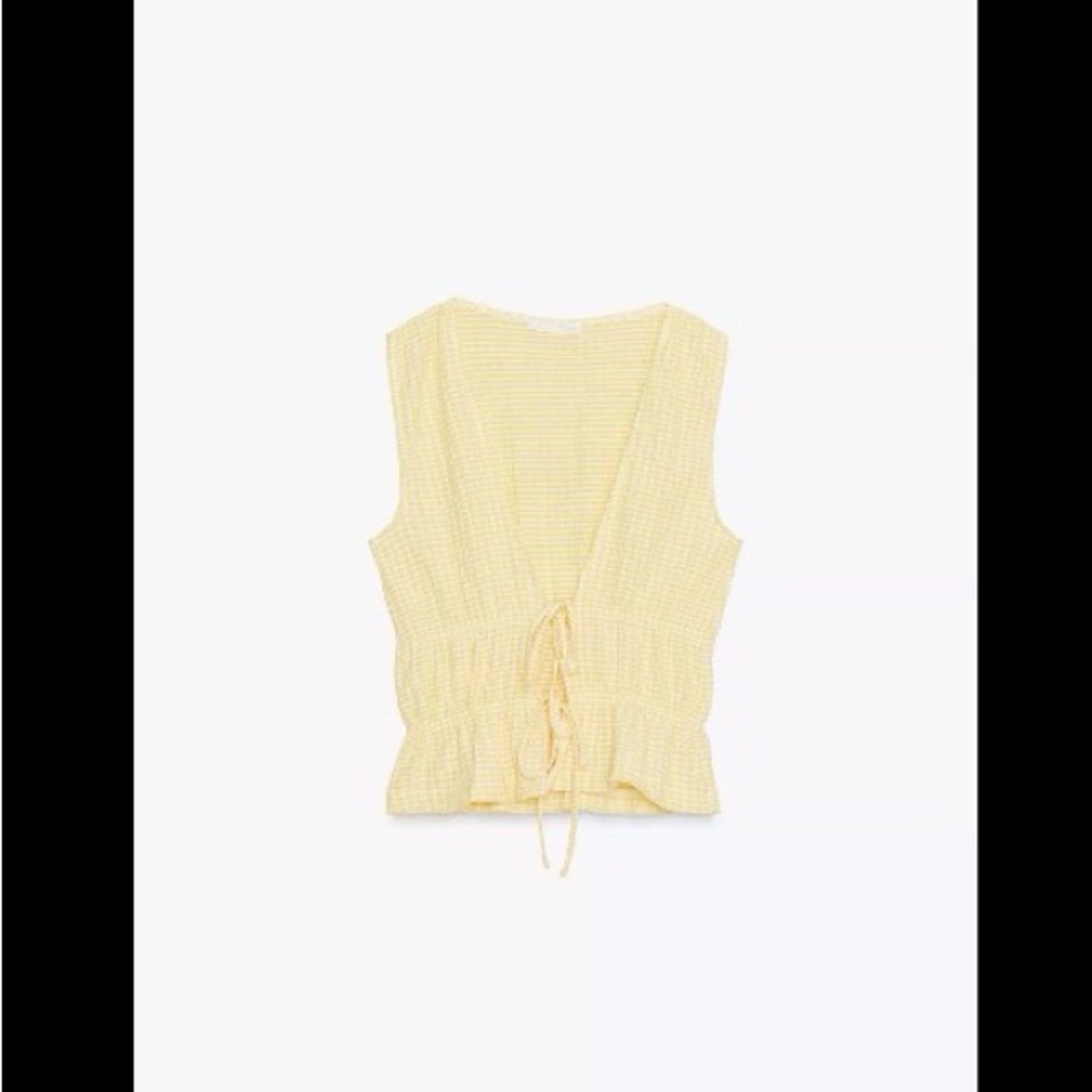 Zara Light Yellow Sleeveless Crop Top
